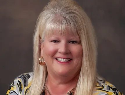 Tracey Freiburger WEB NEW